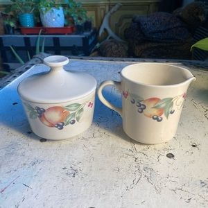Corning / Corelle pattern Abundance Sugar & Creamer